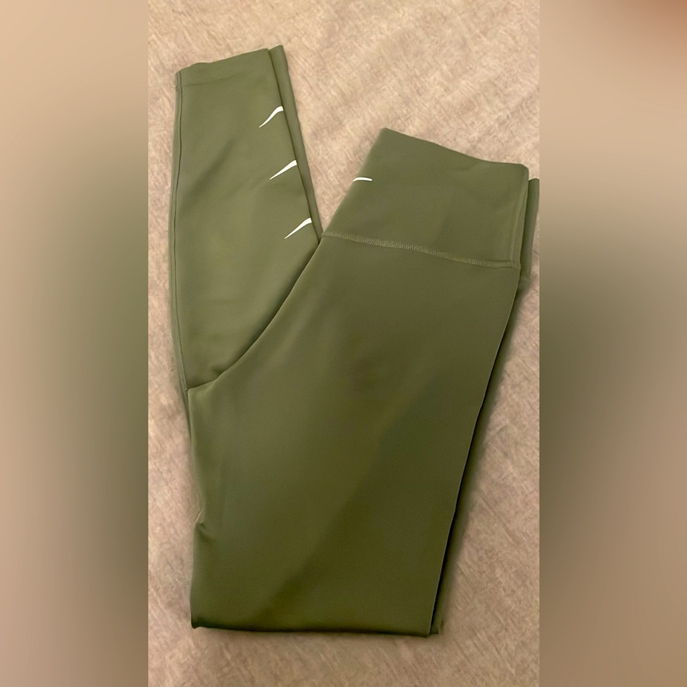 Nike leggings